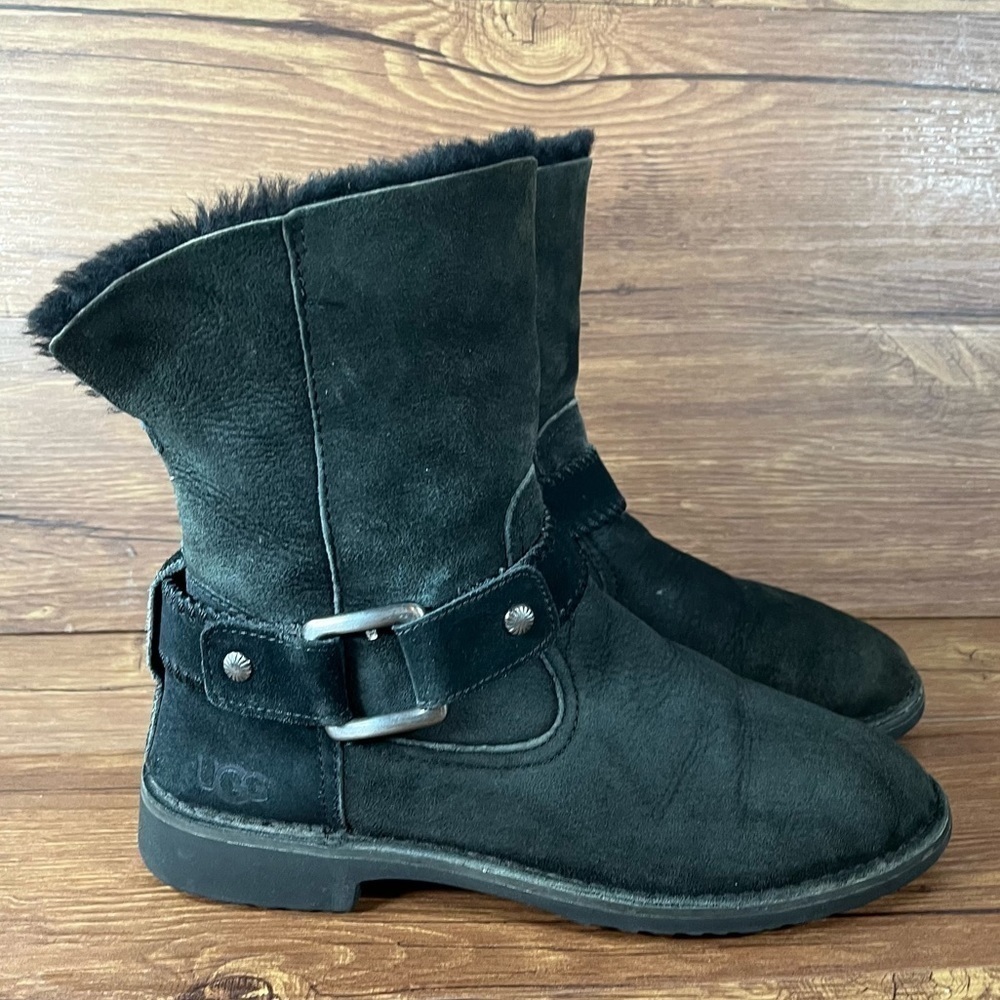 UGG Cedric Black Suede Slip-On Buckle Boots Winter Women’s Size 9 Shoes